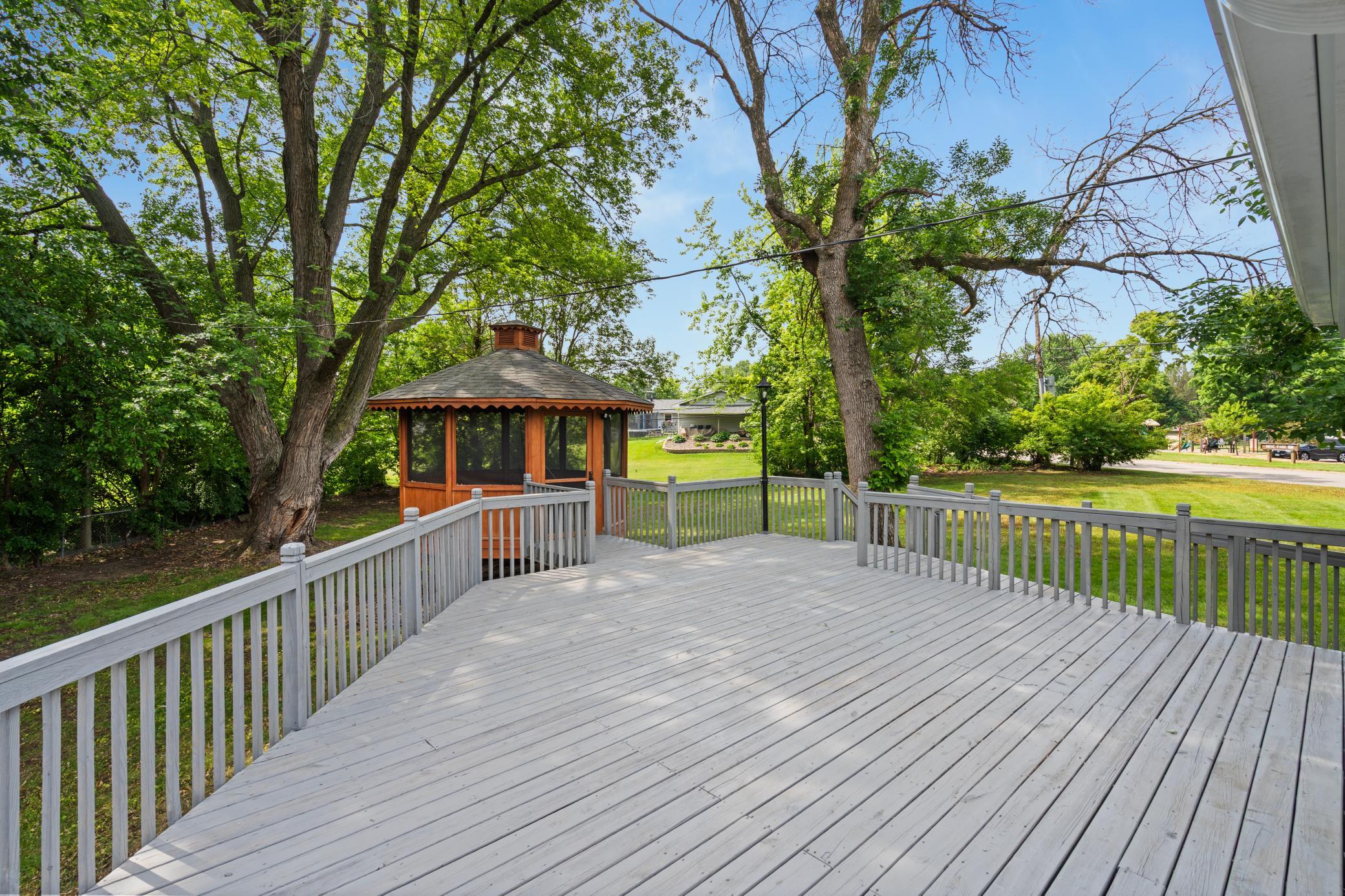10500 Vessey Road Bloomington, MN 55437 - Photo 12 of 45 Gallery Image 12
