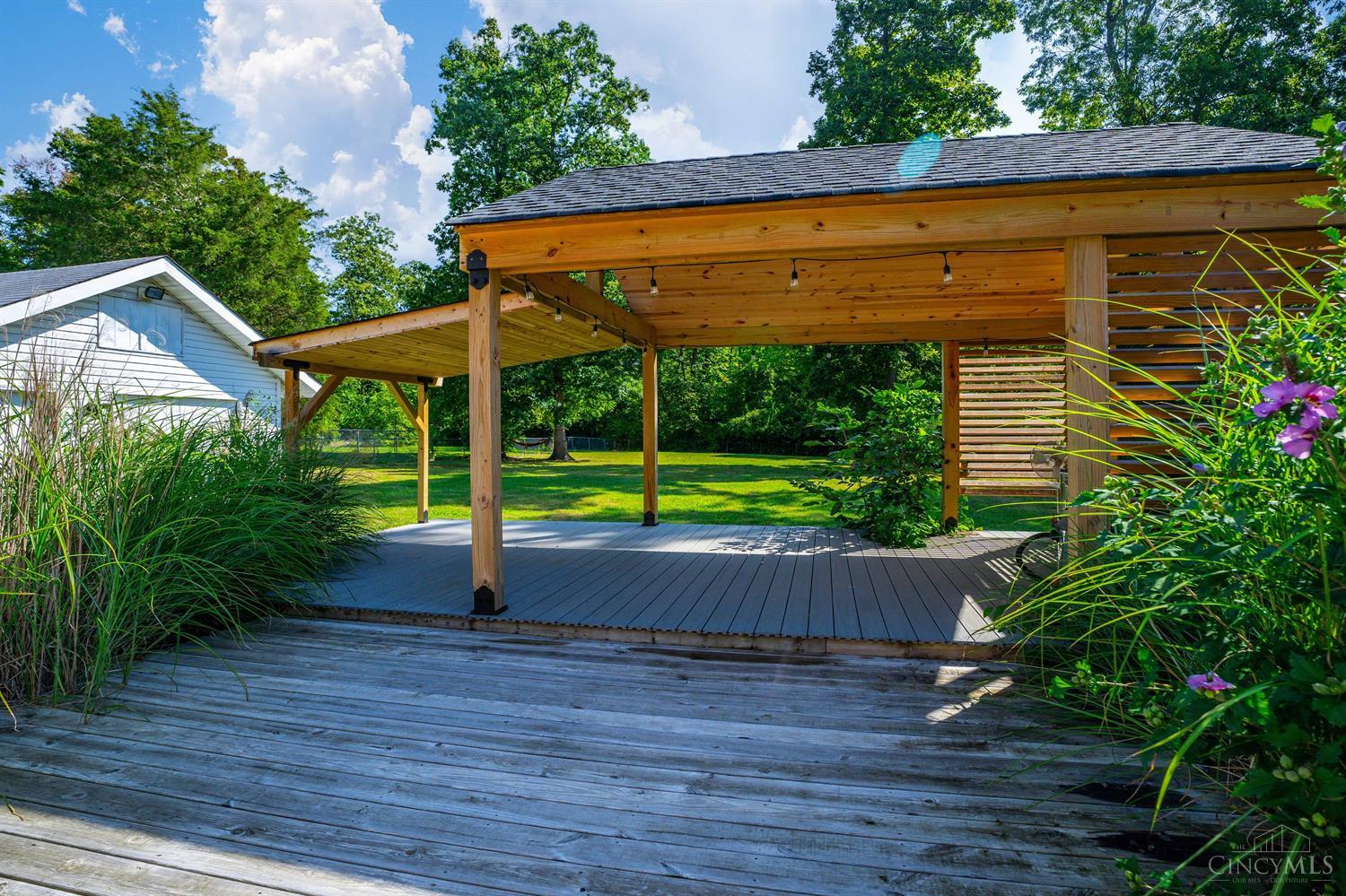3824 Bennett Road Cincinnati, OH 45245 - Photo 10 of 26 Gallery Image 10