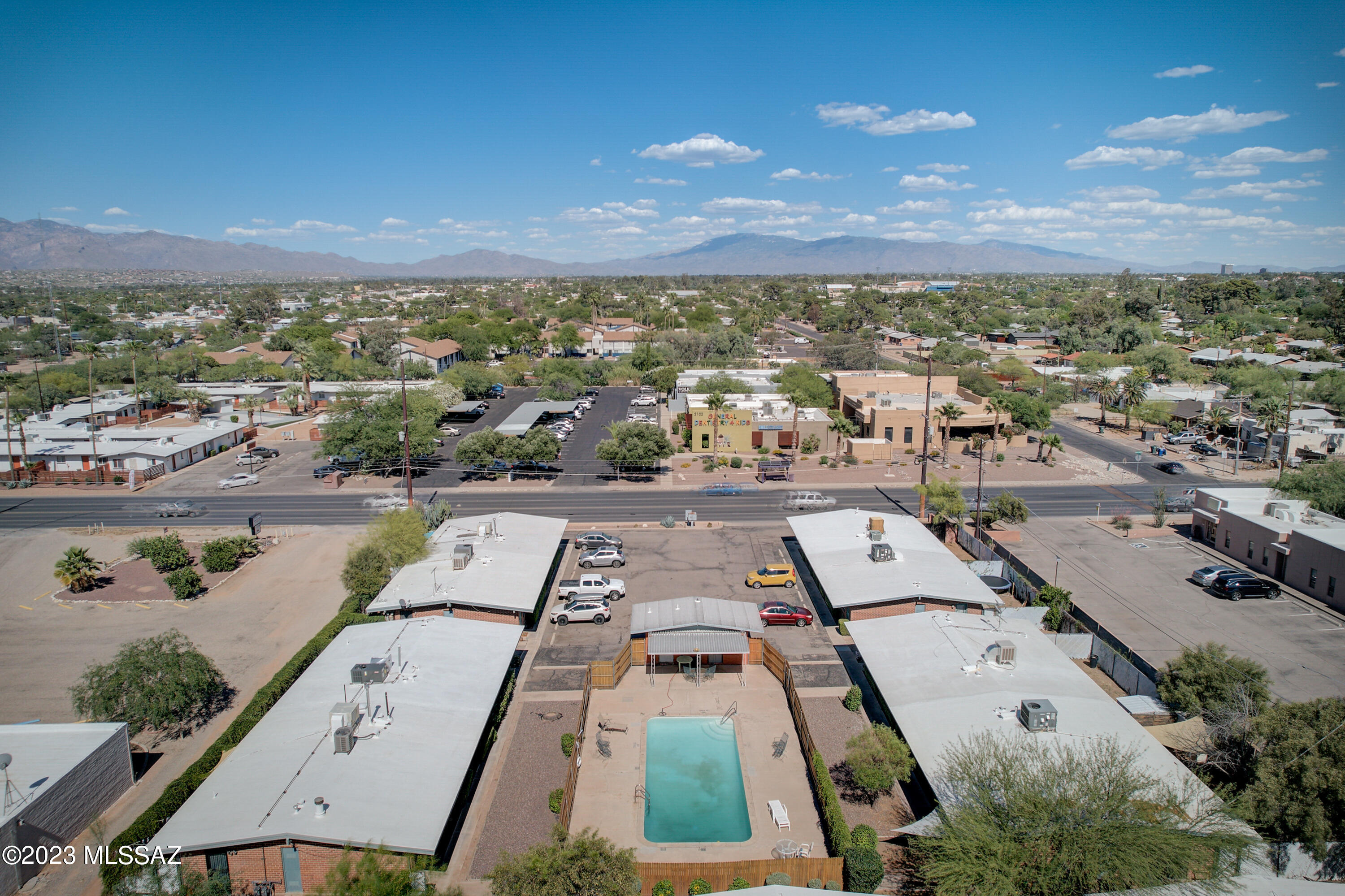 2121 North Country Club Road, Unit 1 Tucson, AZ 85716 - Photo 10 of 12