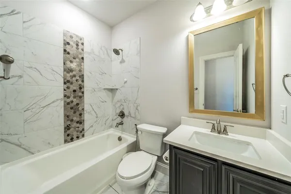 $4,200 | 9489 Autumn Glen Drive, Frisco, TX 75033