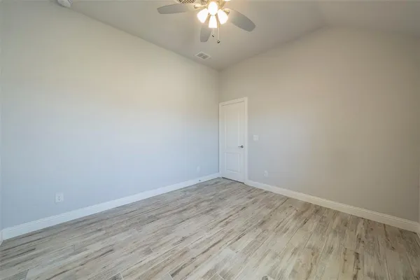 $4,200 | 9489 Autumn Glen Drive, Frisco, TX 75033