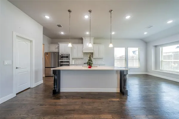 $4,200 | 9489 Autumn Glen Drive, Frisco, TX 75033