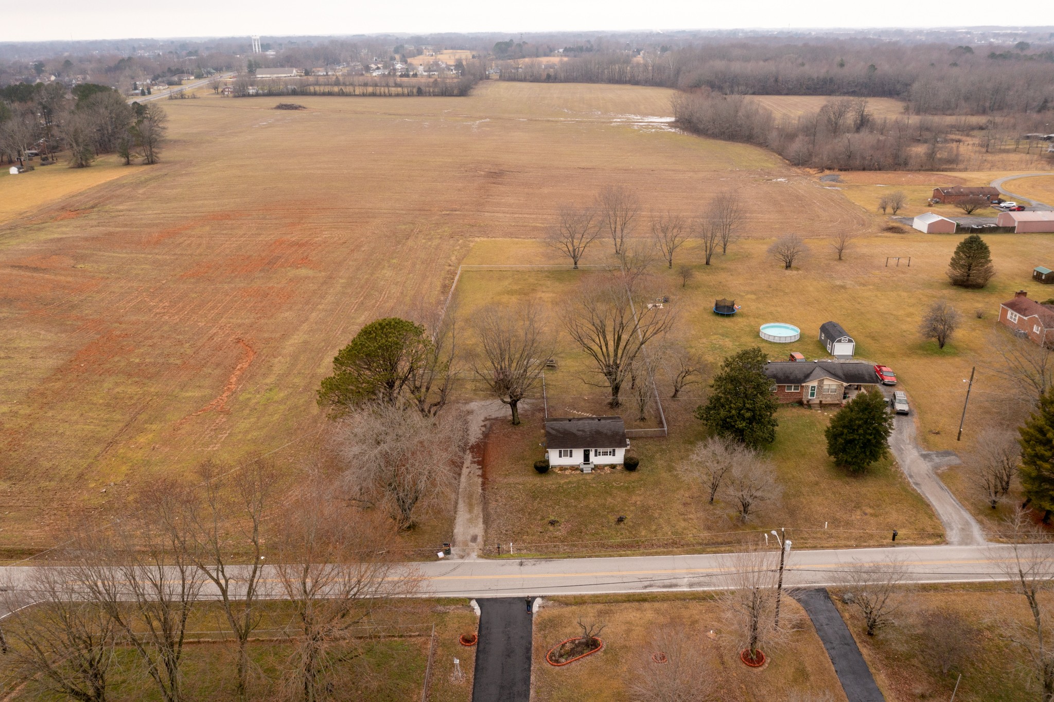 202 Airport Road Portland, TN 37148 - Photo 4 of 38 a view of a lake