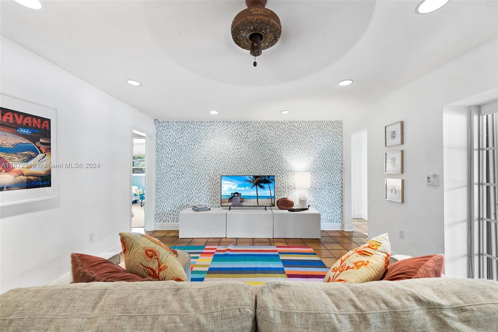 11420 Southwest 80th Road Pinecrest, FL 33156 - Photo 22 of 55 Gallery Image 22