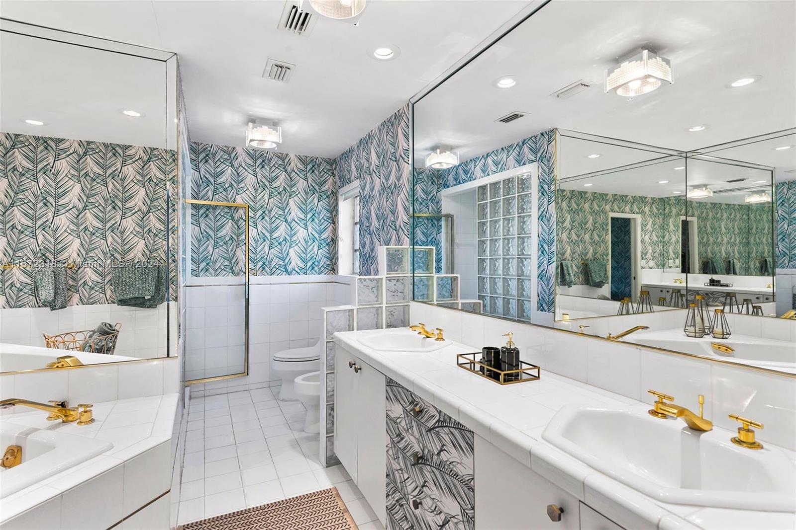 11420 Southwest 80th Road Pinecrest, FL 33156 - Photo 33 of 55 Gallery Image 33