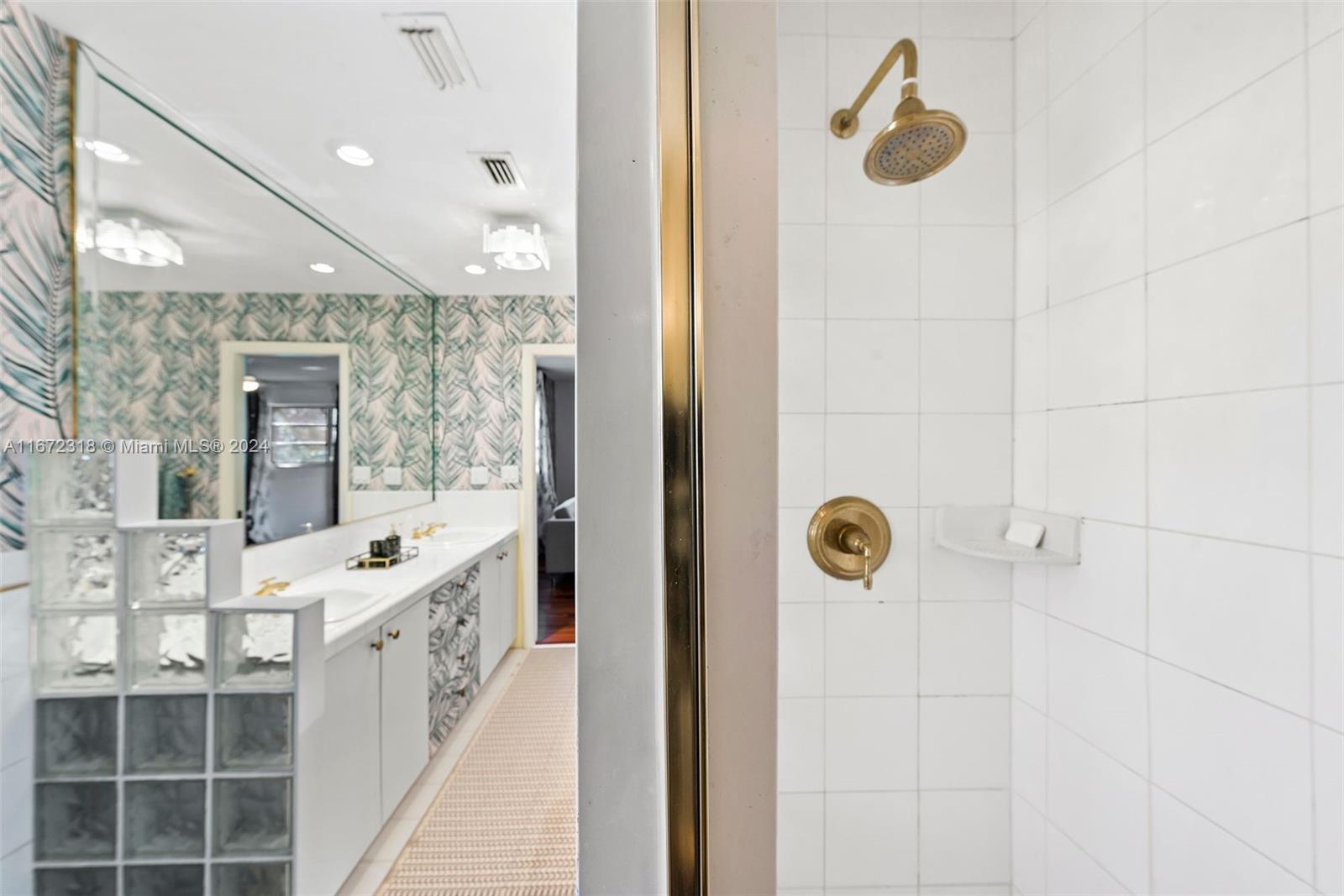 11420 Southwest 80th Road Pinecrest, FL 33156 - Photo 36 of 55 Gallery Image 36