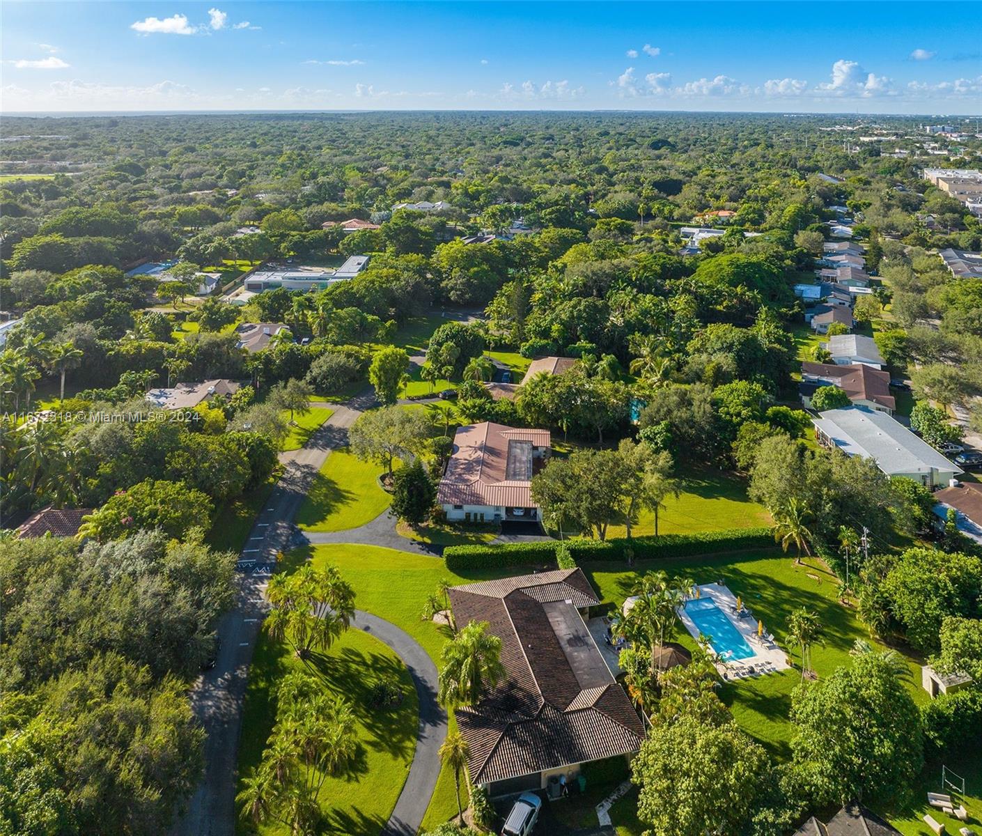11420 Southwest 80th Road Pinecrest, FL 33156 - Photo 51 of 55 Gallery Image 51