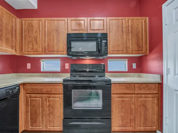 $2,300 | 22125 North 29th Avenue, Unit 138, Phoenix, AZ 85027