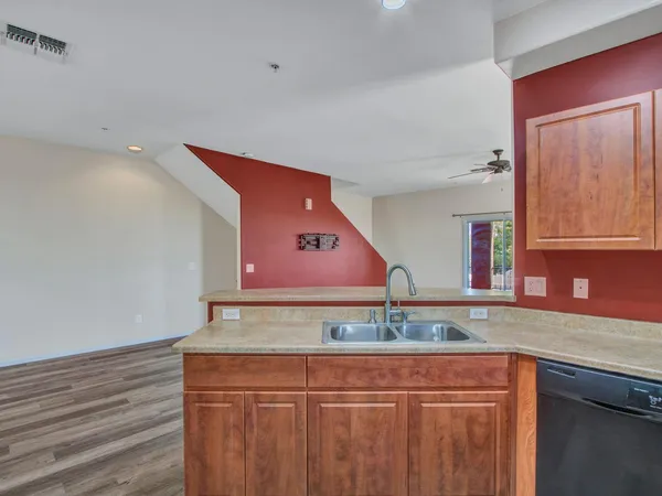 $2,300 | 22125 North 29th Avenue, Unit 138, Phoenix, AZ 85027