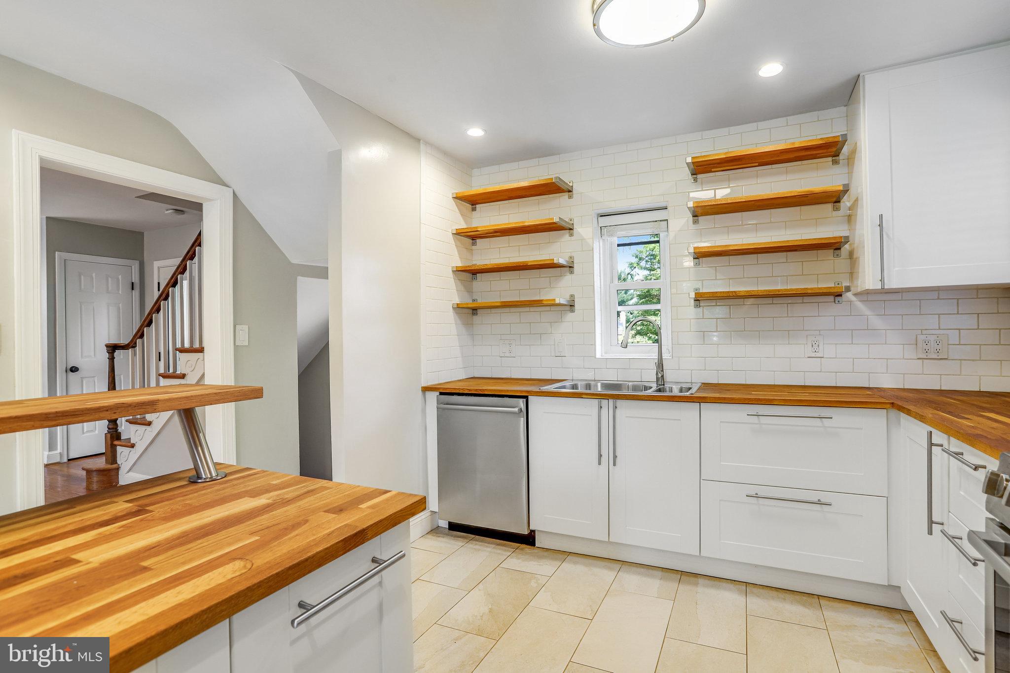 2603 Spencer Road Chevy Chase, MD 20815 - Photo 11 of 49