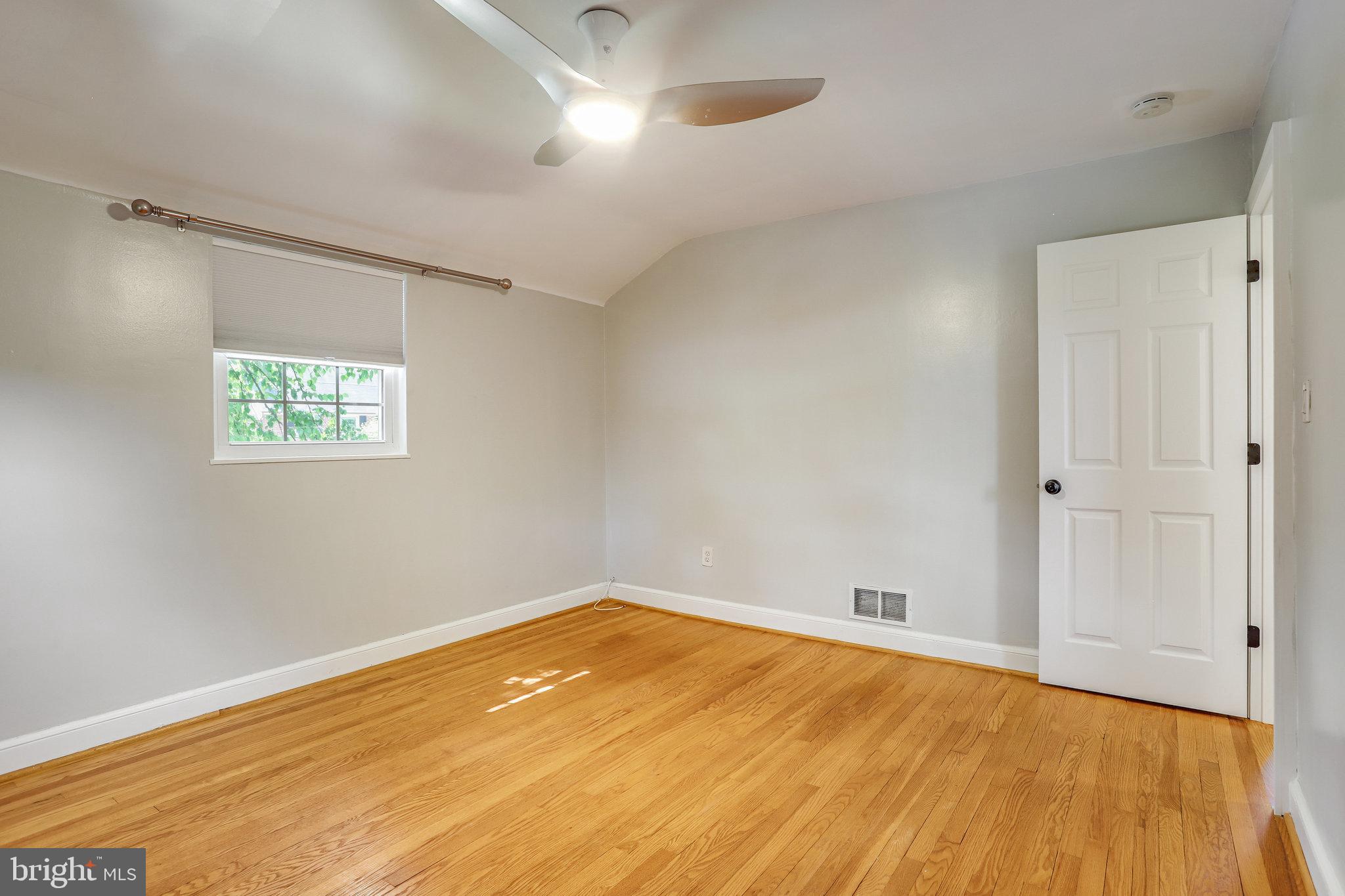 2603 Spencer Road Chevy Chase, MD 20815 - Photo 17 of 49
