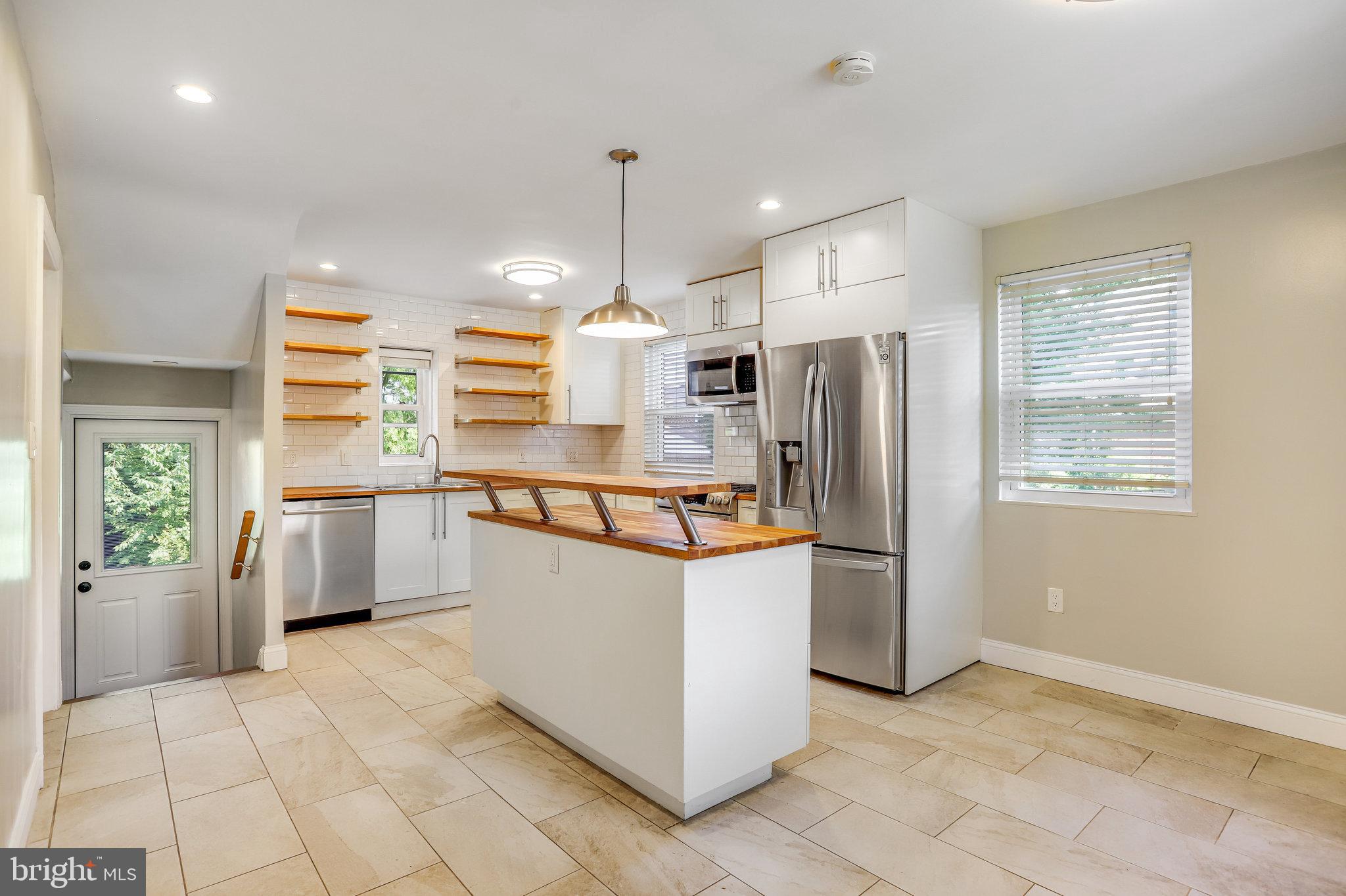 2603 Spencer Road Chevy Chase, MD 20815 - Photo 7 of 49 Kitchen and eating area