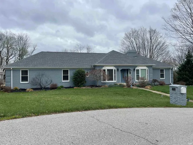 $600,000 | 1056 Vista Drive, Vincennes, IN 47591