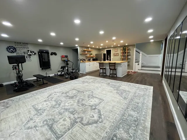 $600,000 | 1056 Vista Drive, Vincennes, IN 47591