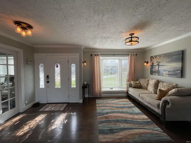 $600,000 | 1056 Vista Drive, Vincennes, IN 47591