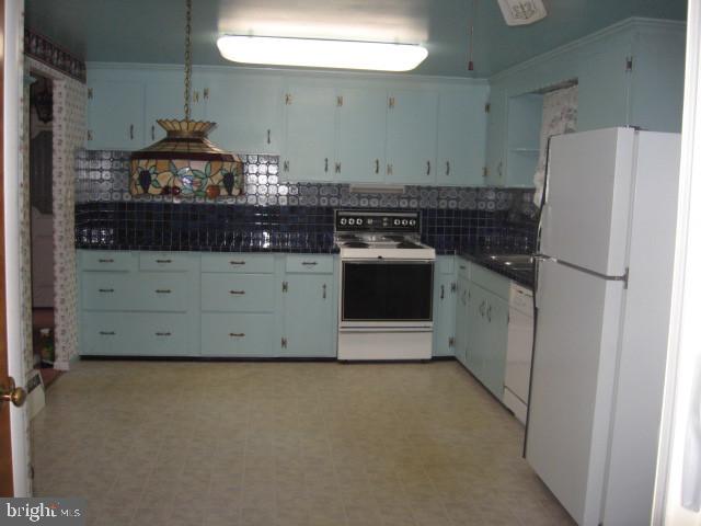 201 North New Street Lititz, PA 17543 - Photo 6 of 15