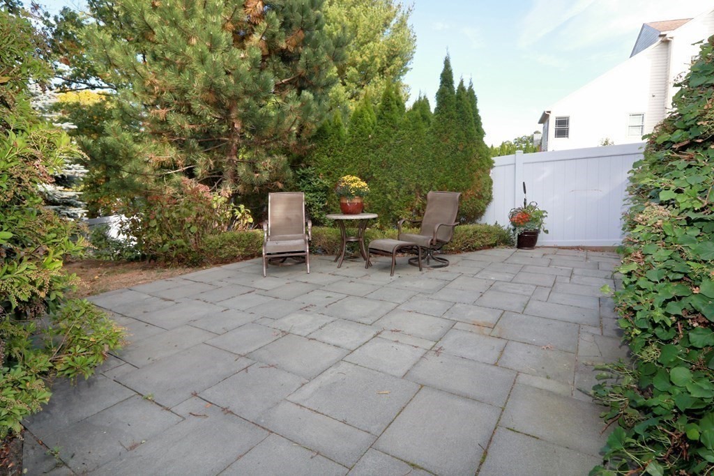 412 Hillcrest Road Needham, MA 02492 - Photo 34 of 37