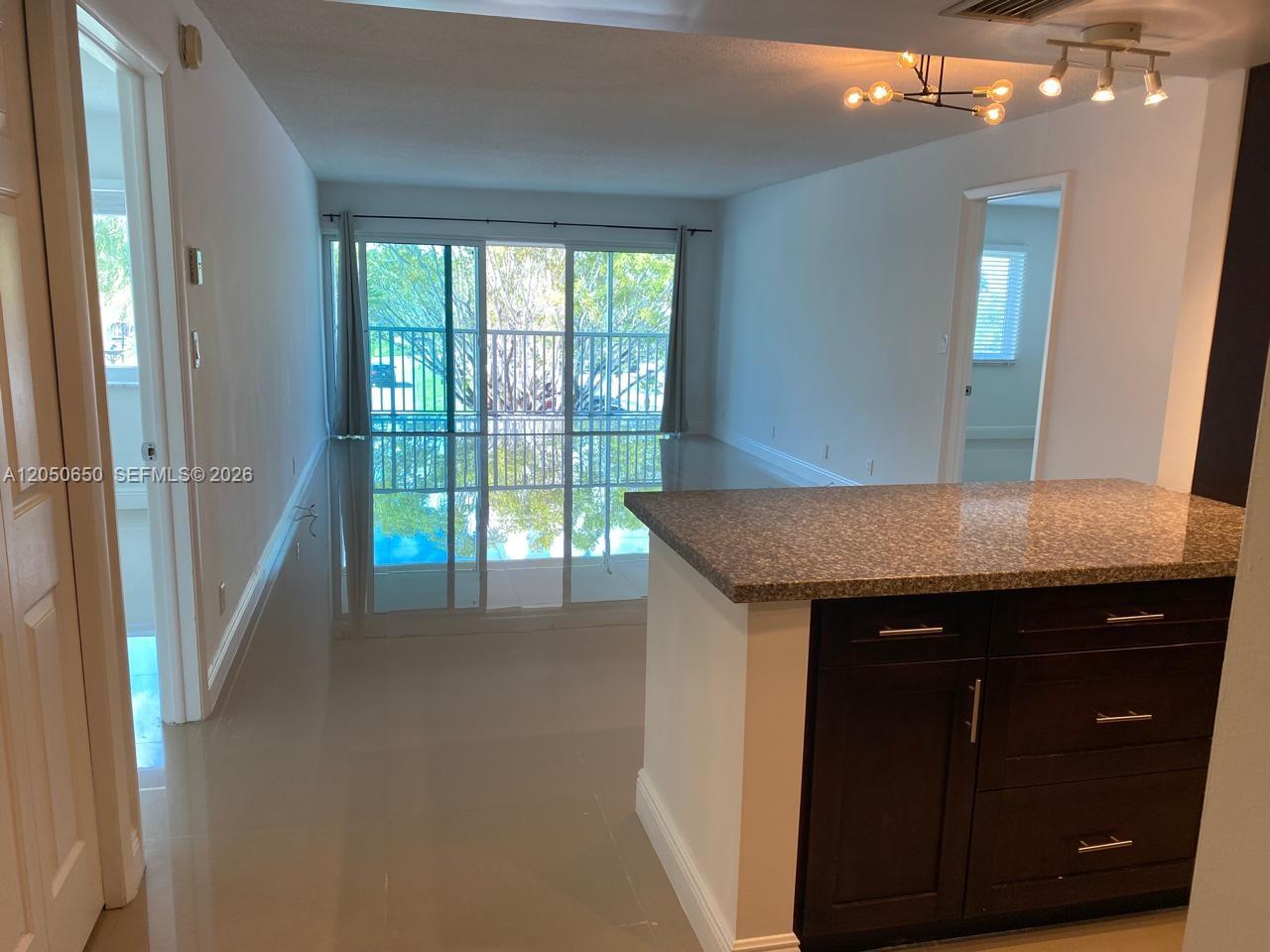 100 Lakeview Drive, Unit 316 Weston, FL 33326 - Photo 10 of 23