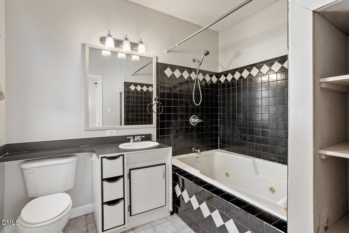 2 Howard Tant Road Zebulon, NC 27597 - Photo 19 of 34 Owners Full Bath w/Whirlpool Tub for 2