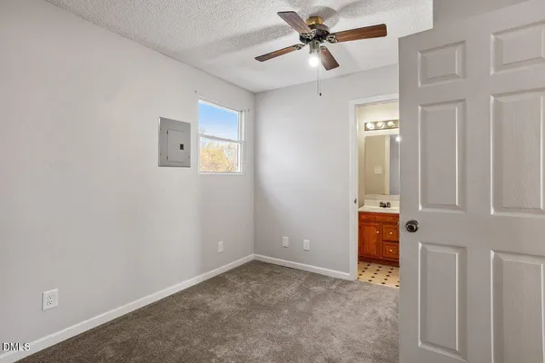 $297,500 | 2 Howard Tant Road, Zebulon, NC 27597