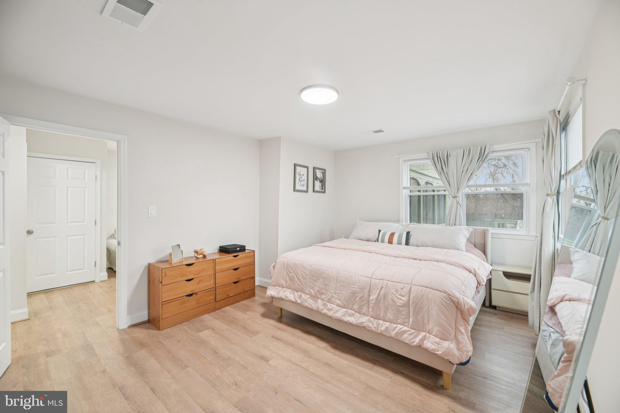 303 Foundry Lane Fort Washington, MD 20744 - Photo 24 of 43 a bedroom with a bed and window