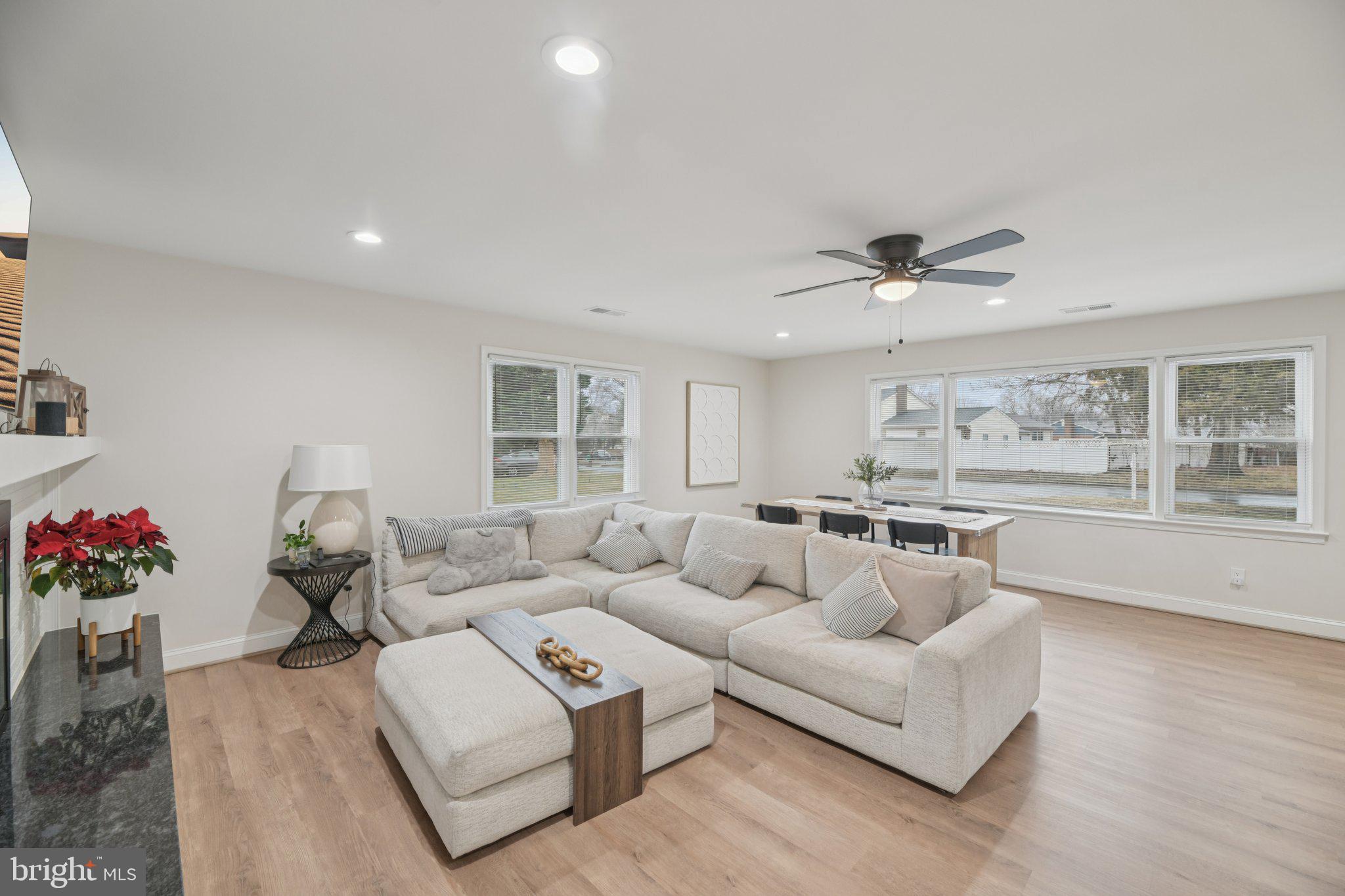 303 Foundry Lane Fort Washington, MD 20744 - Photo 4 of 43 a living room with furniture and a large window