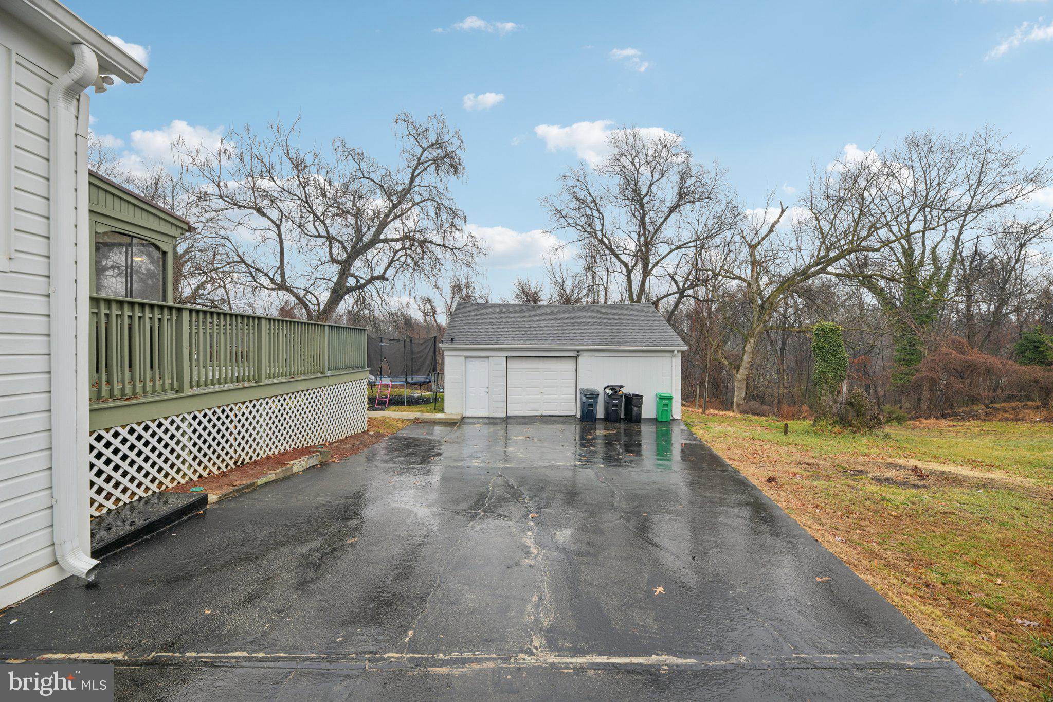 303 Foundry Lane Fort Washington, MD 20744 - Photo 41 of 43 a view of a house with a snow on the road