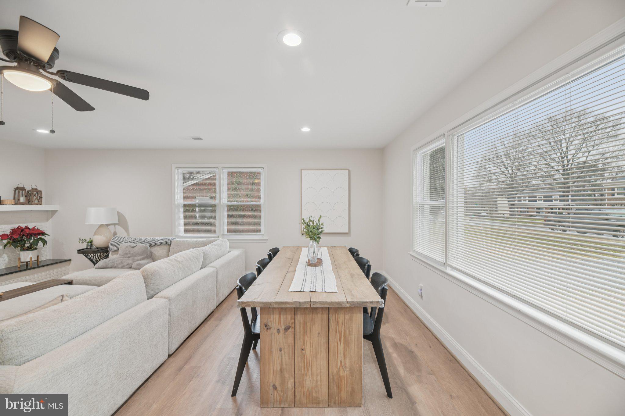 303 Foundry Lane Fort Washington, MD 20744 - Photo 7 of 43 a living room with furniture and a large window