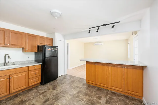 $2,300 | 71 Arthursburg Road, LaGrangeville, NY 12540