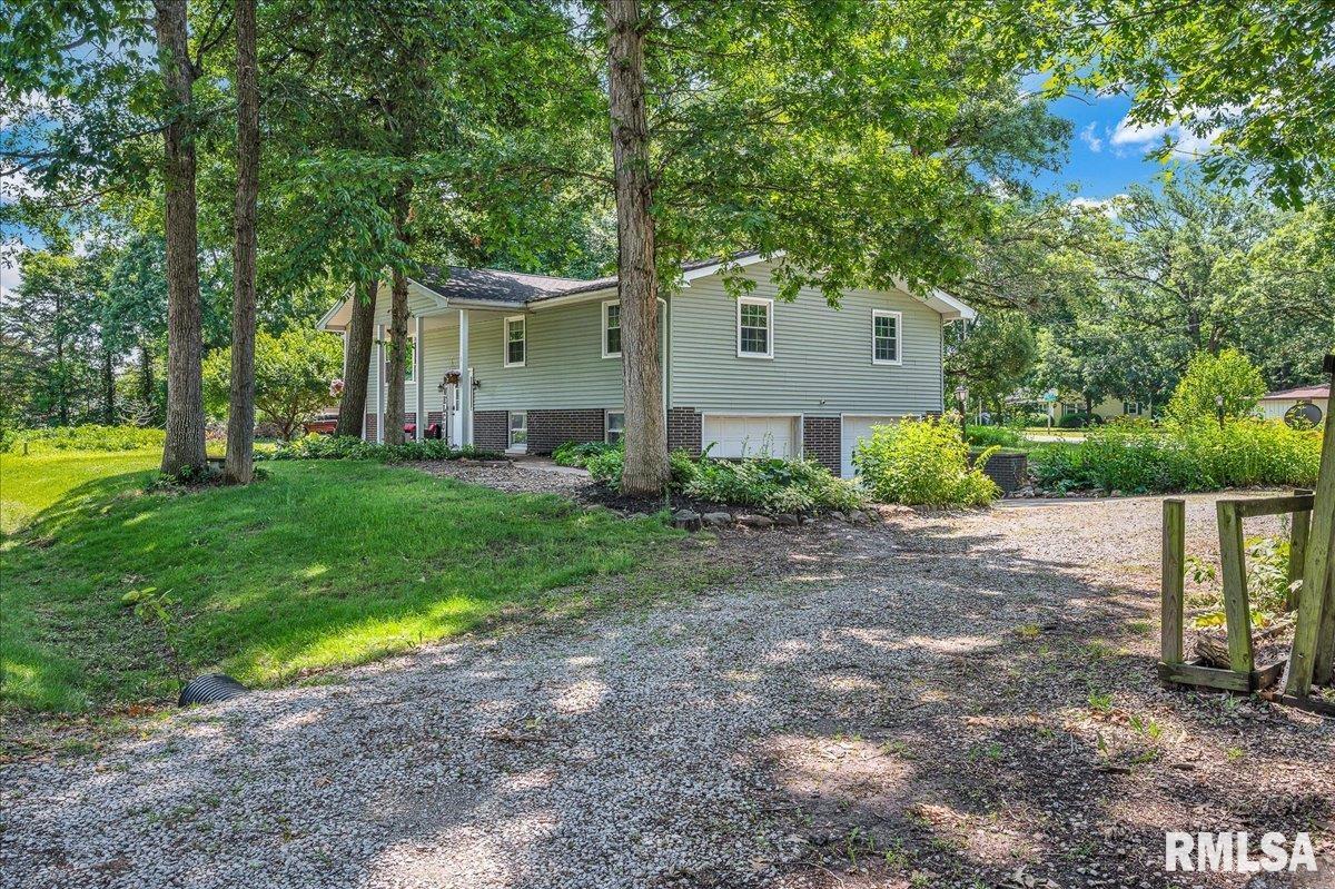 1536 Hickory Point Road Metamora, IL 61548 - Photo 33 of 46