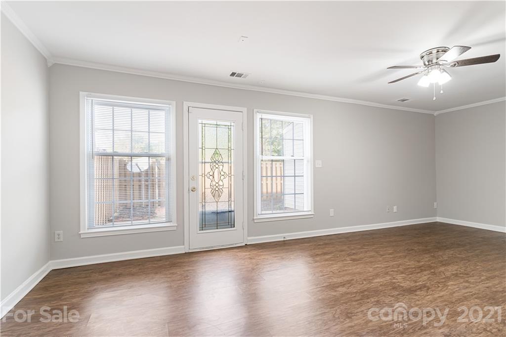 8354 Knights Bridge Road Charlotte, NC 28210 - Photo 12 of 28 Gallery Image 12