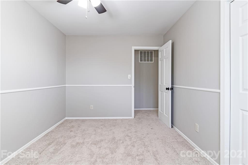 8354 Knights Bridge Road Charlotte, NC 28210 - Photo 20 of 28 Gallery Image 20