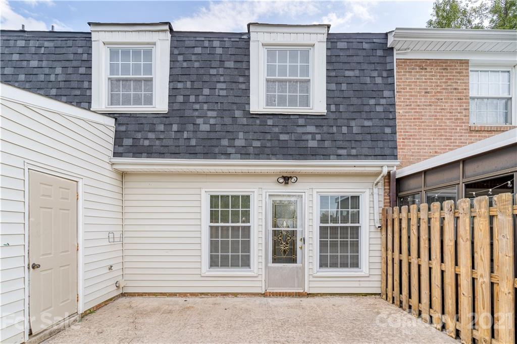 8354 Knights Bridge Road Charlotte, NC 28210 - Photo 26 of 28 Gallery Image 26