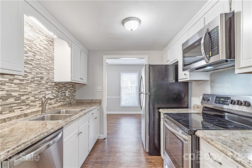 8354 Knights Bridge Road Charlotte, NC 28210 - Photo 10 of 28 Gallery Image 10