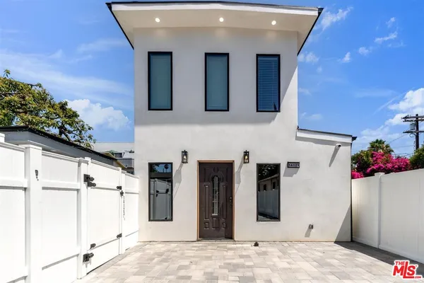 $3,900 | 14121 Califa Street, Sherman Oaks, CA 91401