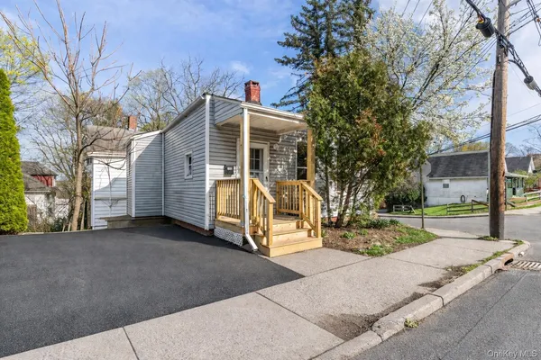 $279,000 | 188 Linden Avenue, Middletown, NY 10940