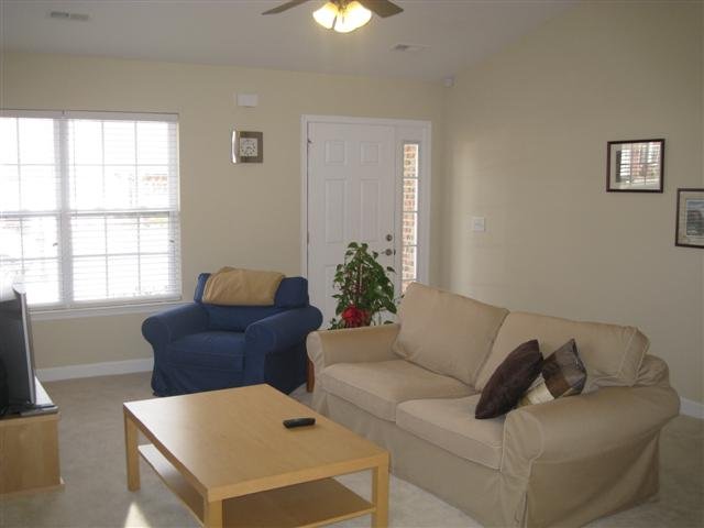 128 Abigail Lane Anderson, SC 29621 - Photo 4 of 23 Gallery Image 4