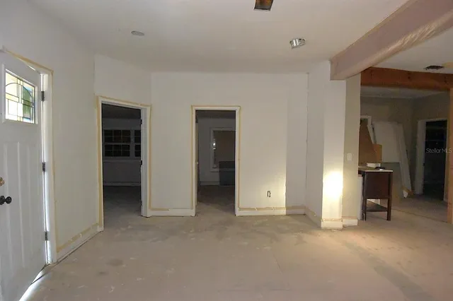 wooden floor and closet in a room