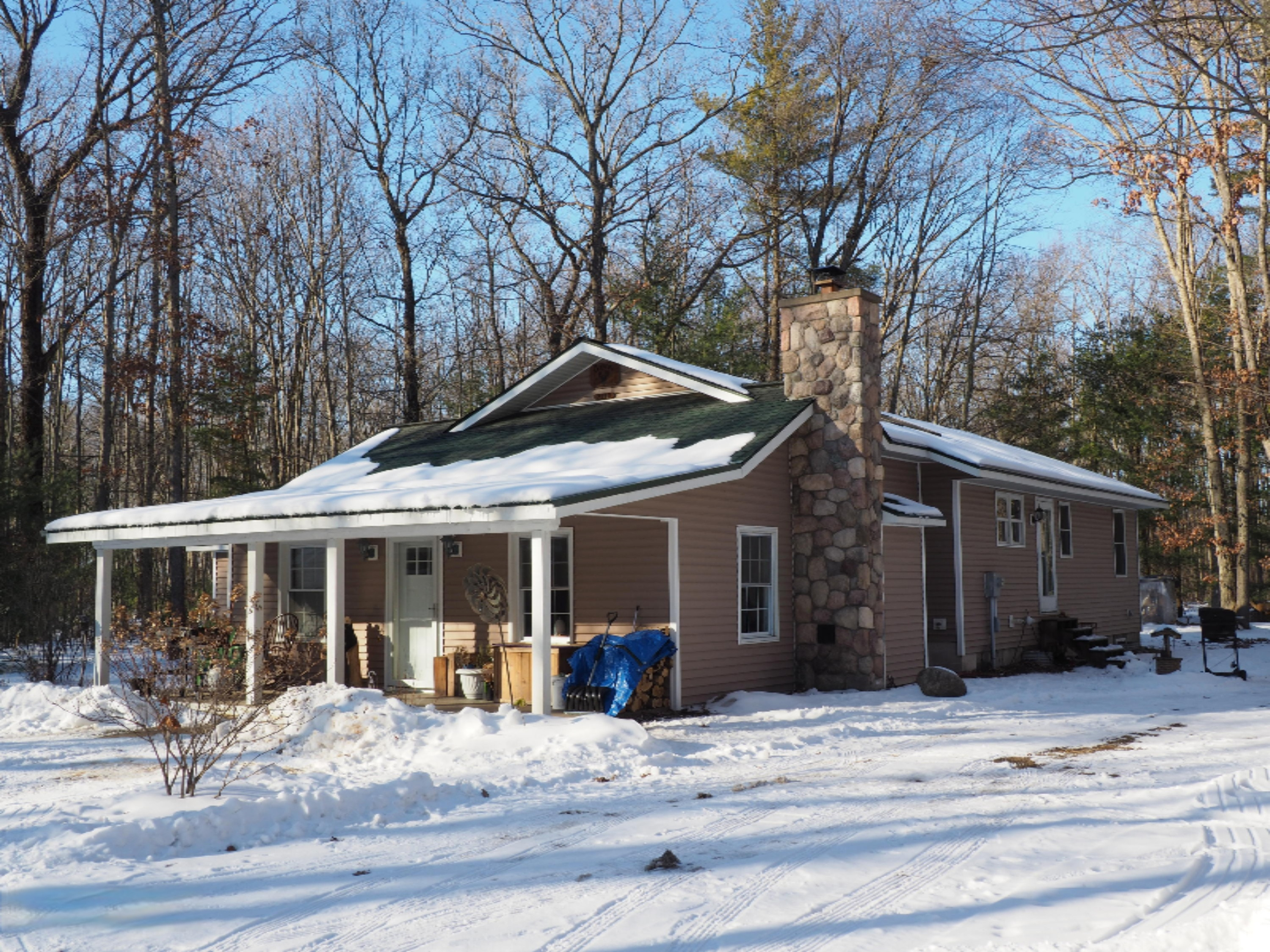2198 Carty Road Manistee, MI 49660 - Photo 1 of 124 P2010586