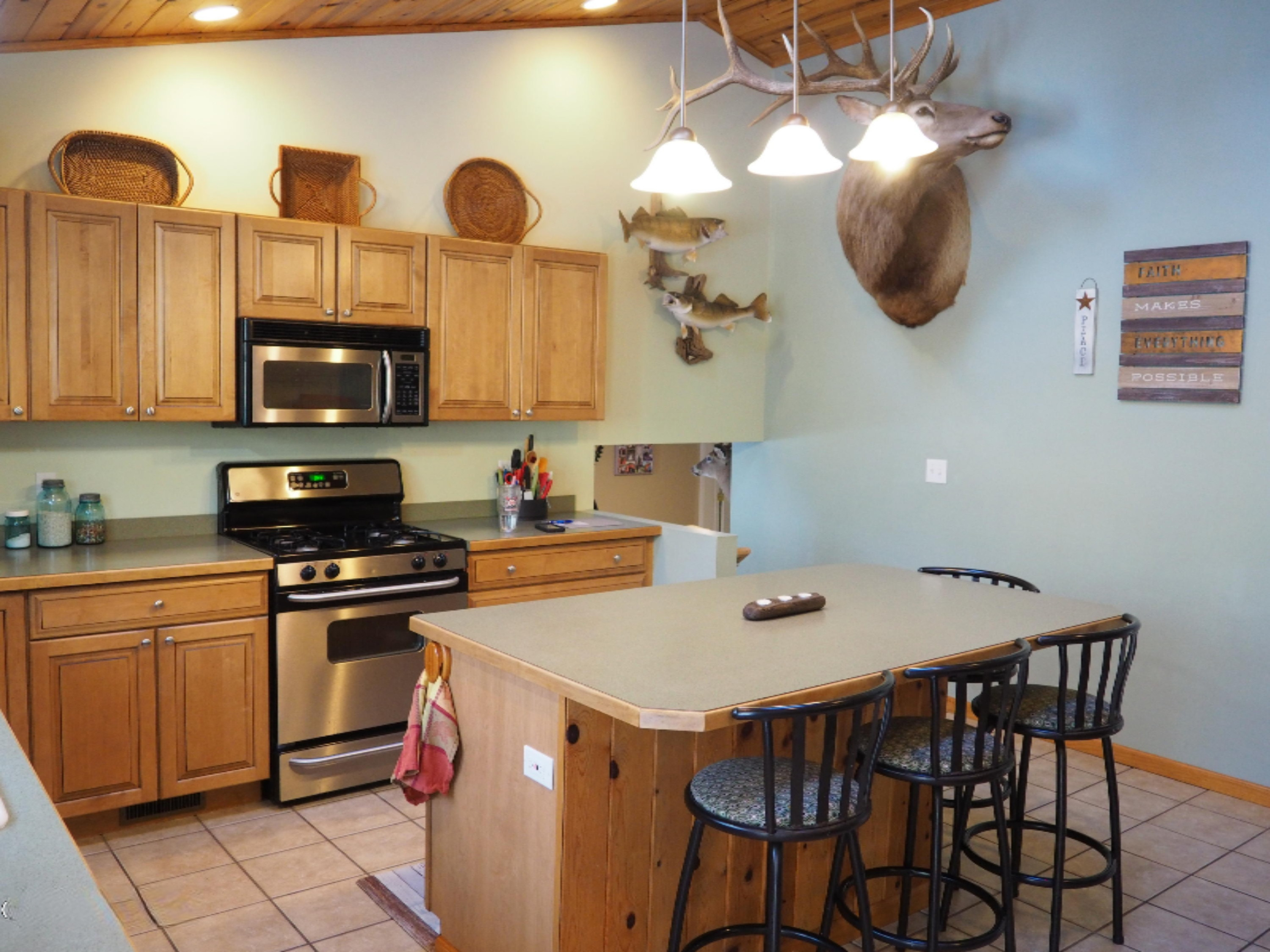 2198 Carty Road Manistee, MI 49660 - Photo 12 of 124 P2010583