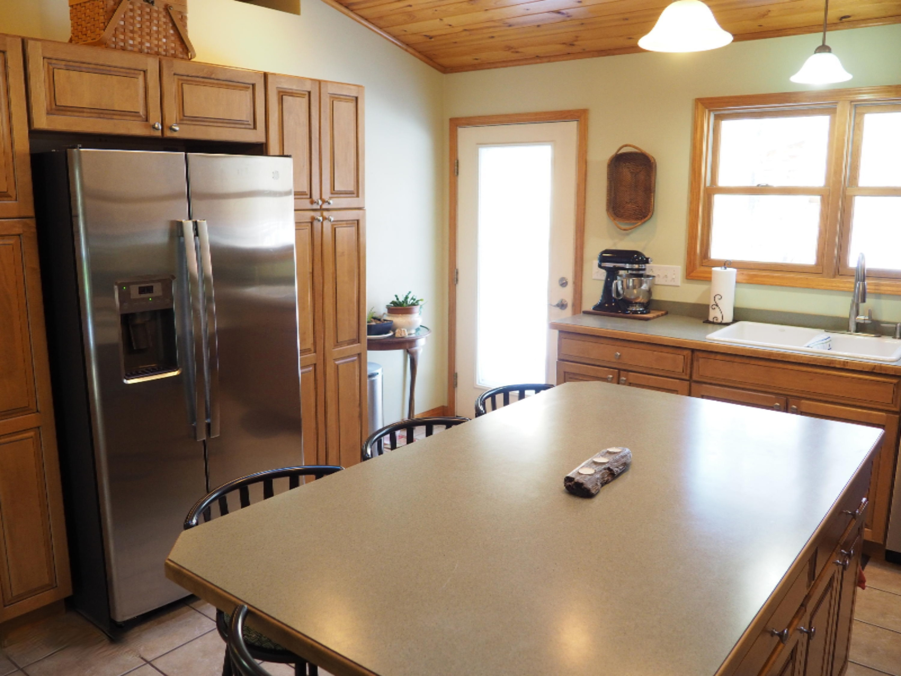 2198 Carty Road Manistee, MI 49660 - Photo 29 of 124 P2010543