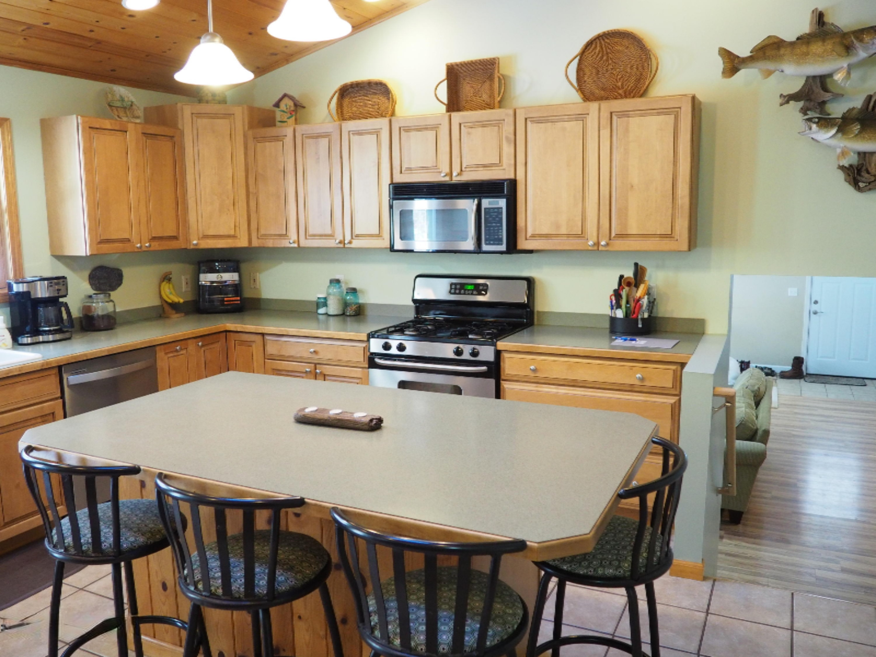 2198 Carty Road Manistee, MI 49660 - Photo 31 of 124 P2010545
