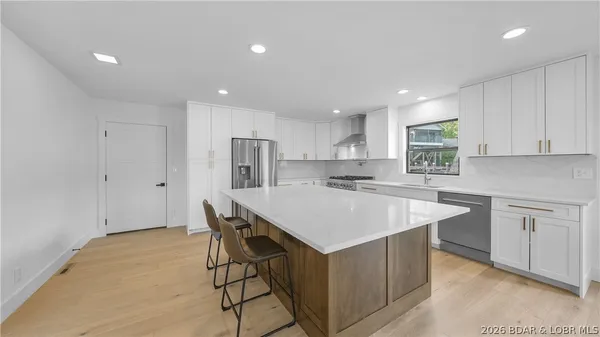 $1,350,000 | 4452 Hamrock Lane, Osage Beach, MO 65065