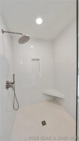 $1,350,000 | 4452 Hamrock Lane, Osage Beach, MO 65065