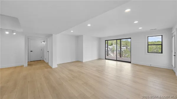 $1,350,000 | 4452 Hamrock Lane, Osage Beach, MO 65065