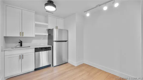 $1,350,000 | 4452 Hamrock Lane, Osage Beach, MO 65065