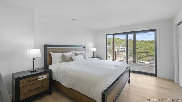 $1,350,000 | 4452 Hamrock Lane, Osage Beach, MO 65065