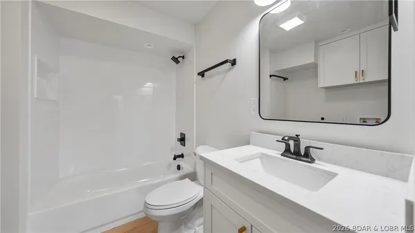 $1,350,000 | 4452 Hamrock Lane, Osage Beach, MO 65065