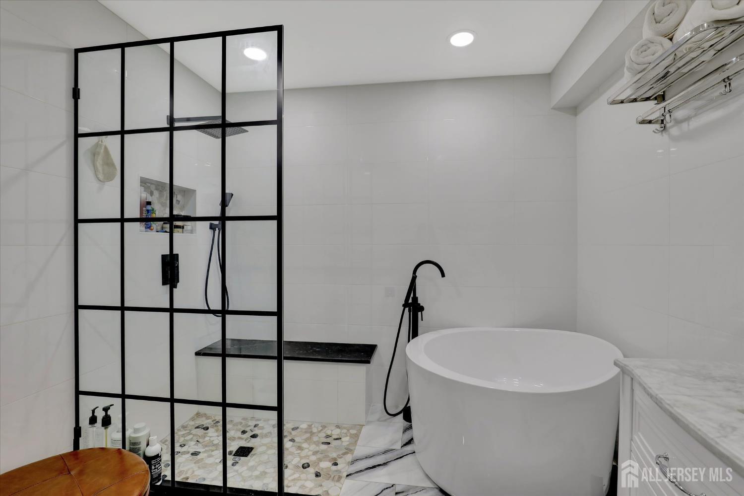 75 Winthrop Road, Unit D Monroe Township, NJ 08831 - Photo 25 of 56