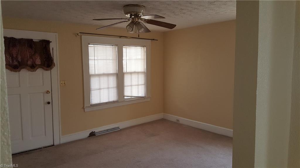622 East Springfield Road High Point, NC 27263 - Photo 8 of 10 Gallery Image 8